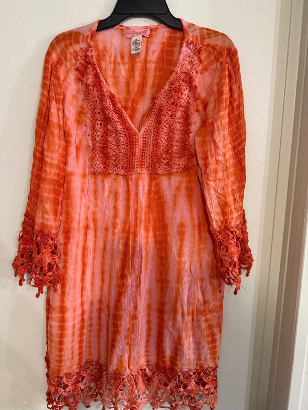 Studio West Coral-Orange Tie-Dye Crochet Trim Long Sleeve Dress